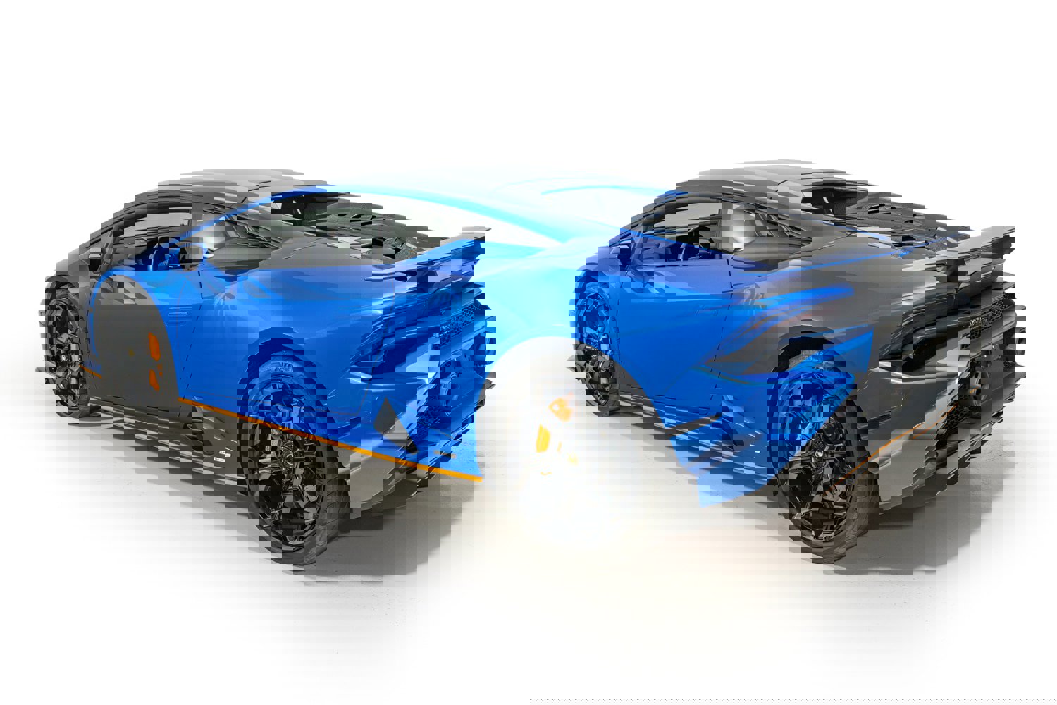 Used 2023 Lamborghini Huracan Tecnica image 4