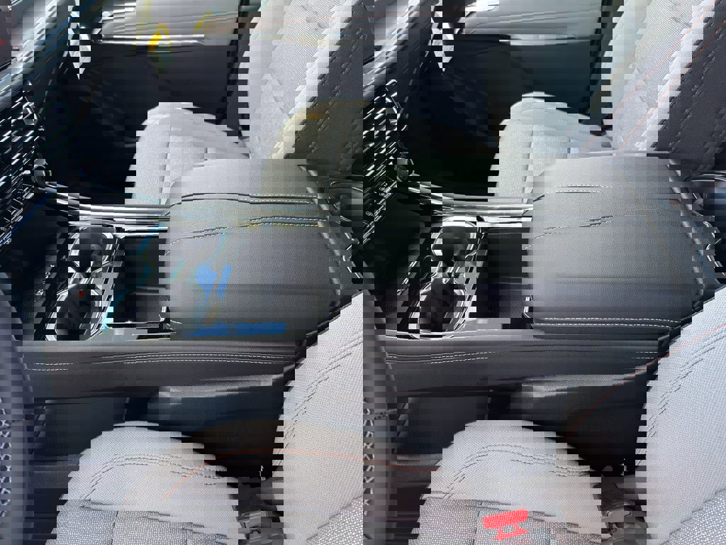 New 2026 Chevrolet Traverse LT w/ Driver Confidence Package image 14