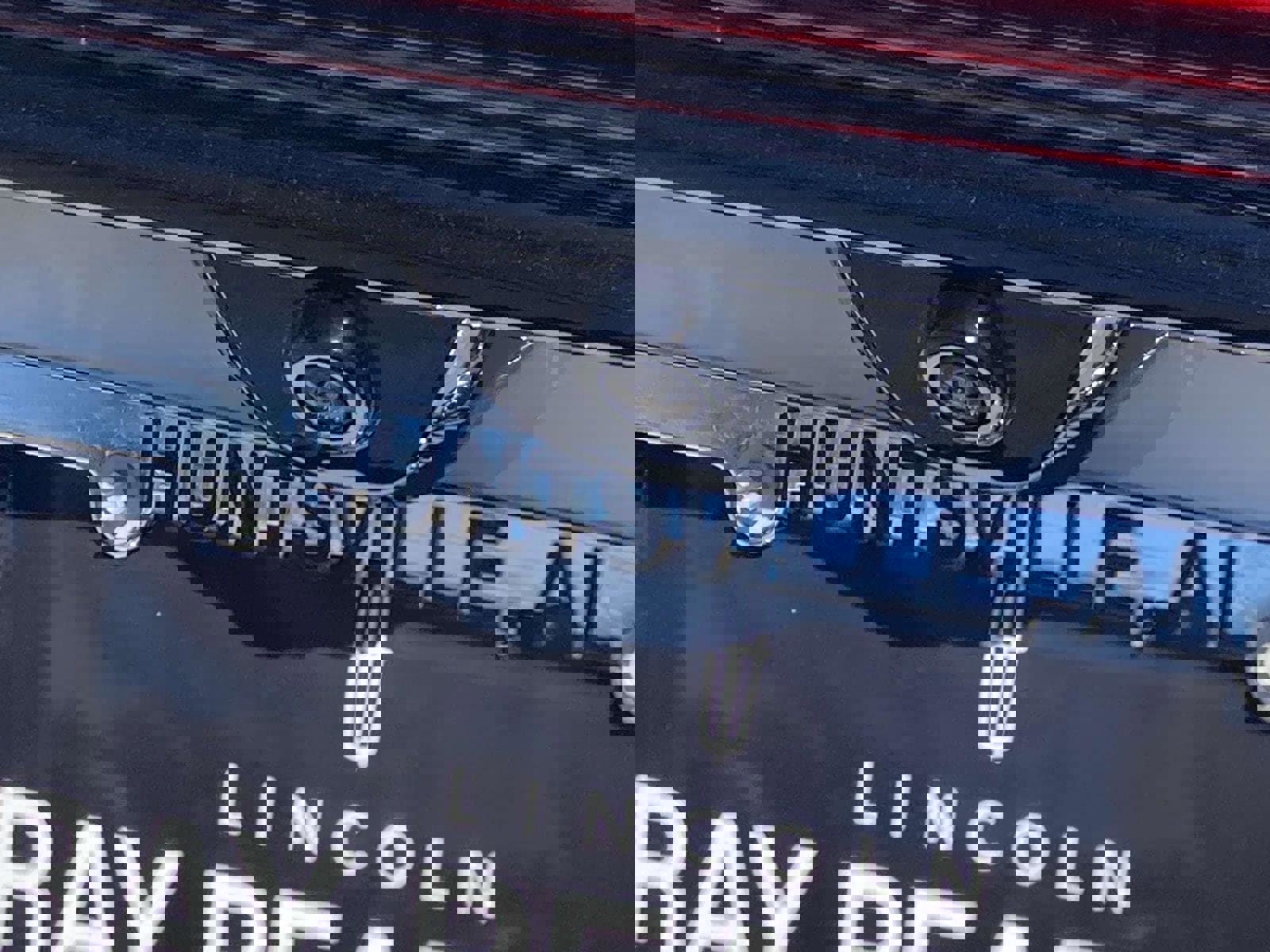 New 2026 Lincoln Aviator 2WD w/ Jet Appearance Package image 5