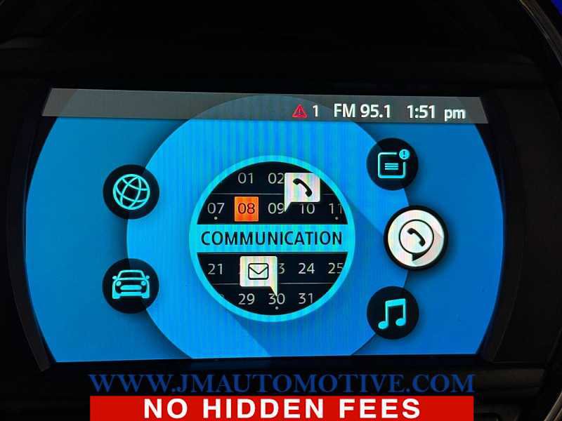 Used 2019 MINI Cooper S w/ Signature Upholstery Package image 28