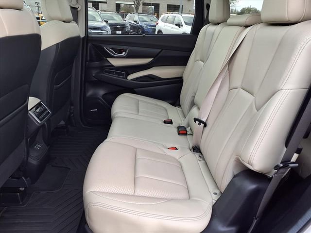 Certified 2024 Subaru Ascent Limited w/ Technology Package image 9
