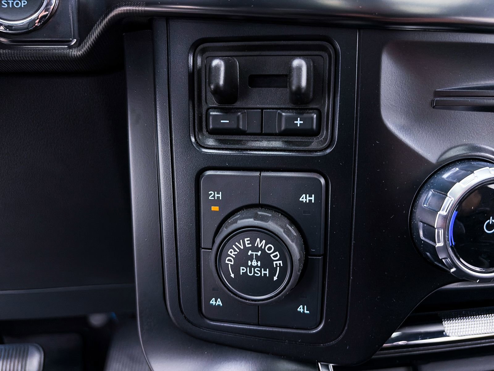 Used 2024 Ford F150 Raptor image 39