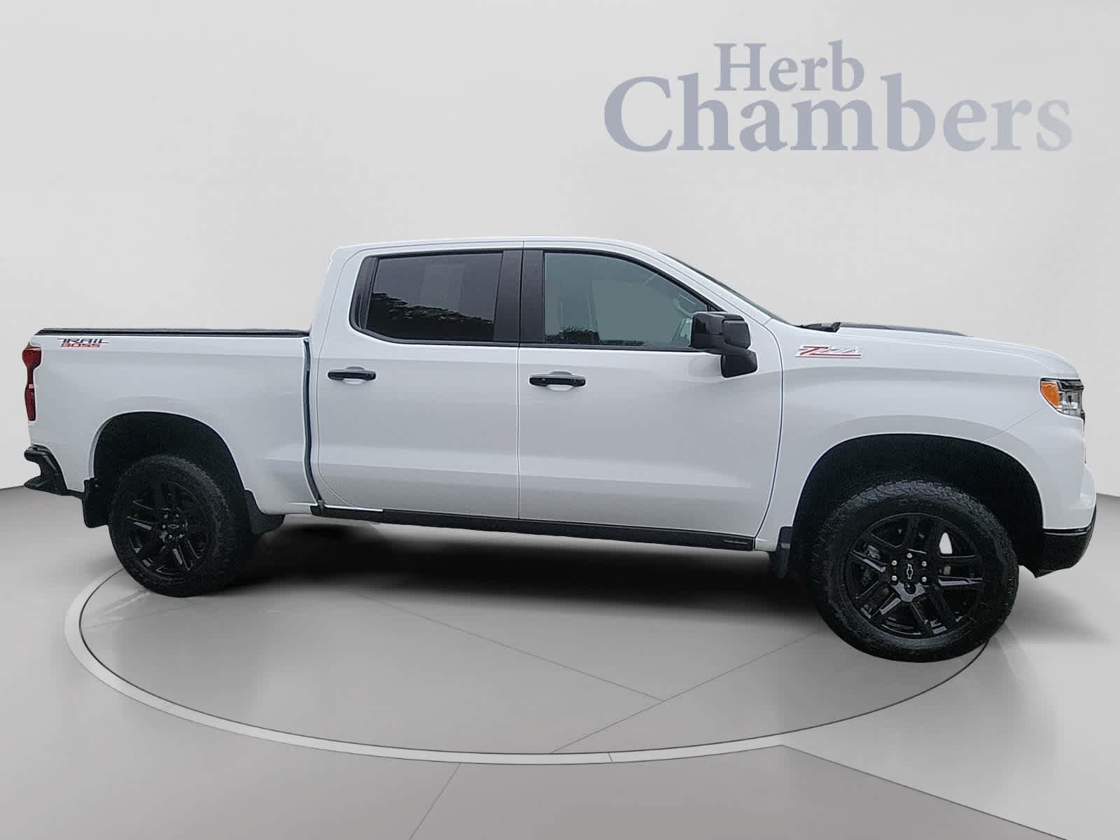 Used 2025 Chevrolet Silverado 1500 LT Trail Boss AWD/4WD image 10