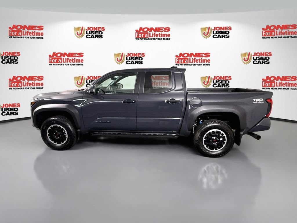 Certified 2025 Toyota Tacoma TRD Off-Road AWD/4WD image 14