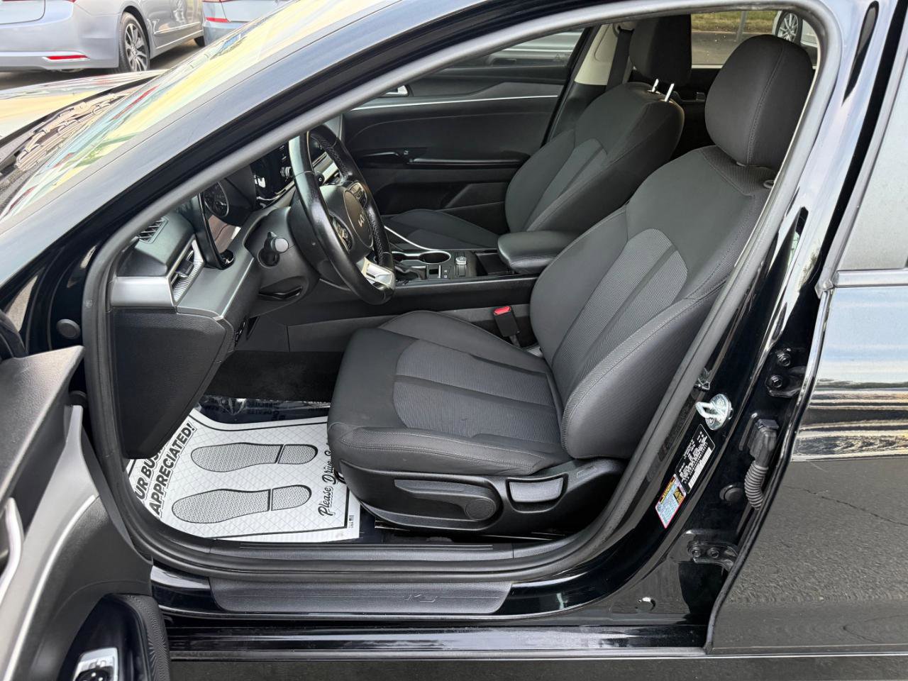 Used 2022 Kia K5 LXS image 9