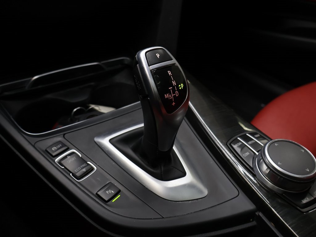 Used 2017 BMW 330i Gran Turismo xDrive image 23