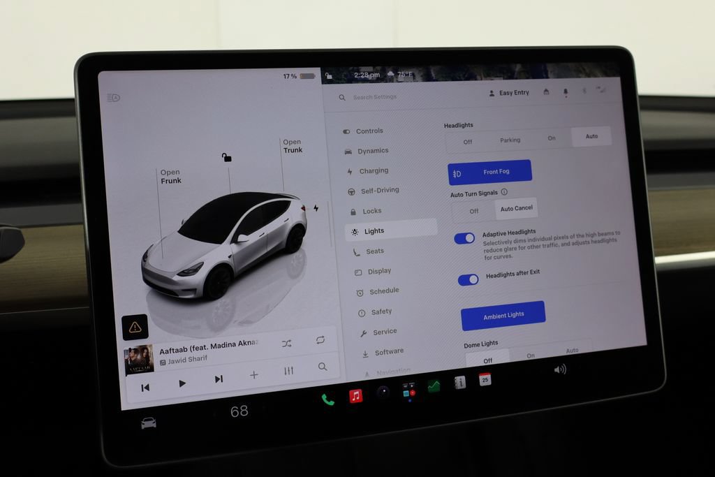 Used 2023 Tesla Model Y Long Range AWD/4WD image 33