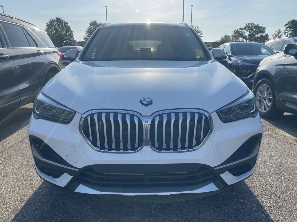 Used 2022 BMW X1 sDrive28i w/ Premium Package FWD video 2