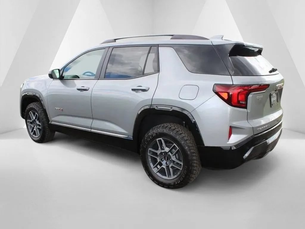 New 2026 GMC Terrain AT4 AWD/4WD image 6