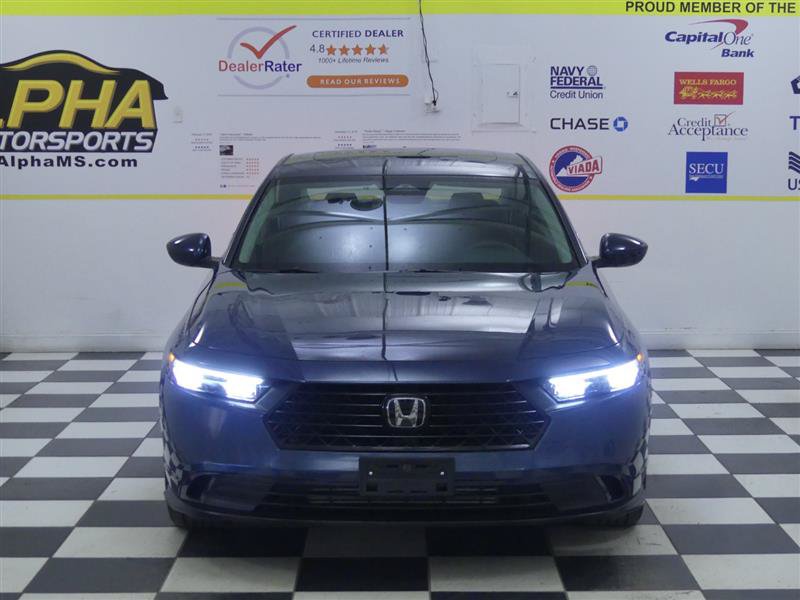 Used 2024 Honda Accord EX image 2
