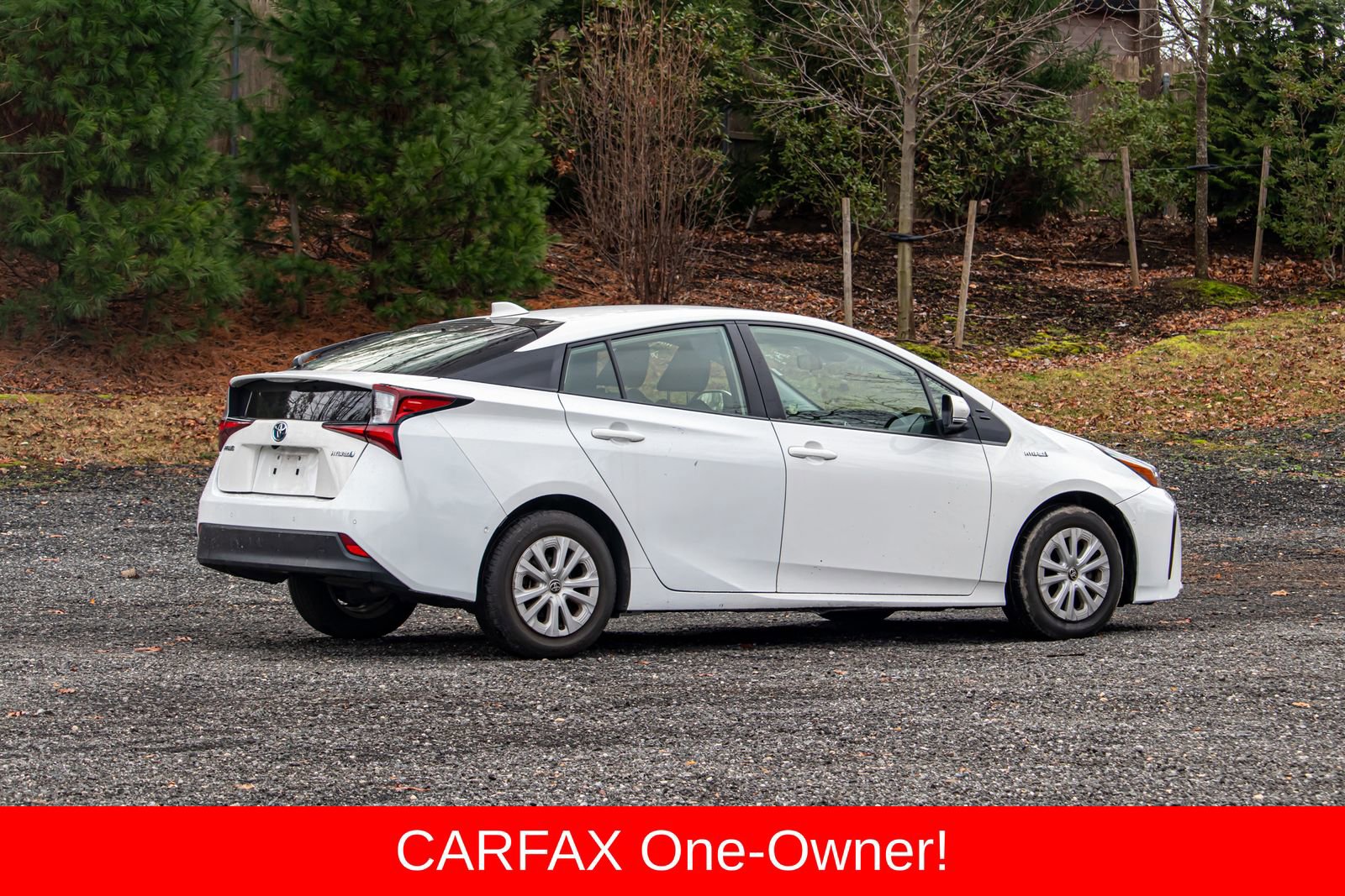 Used 2022 Toyota Prius LE image 9