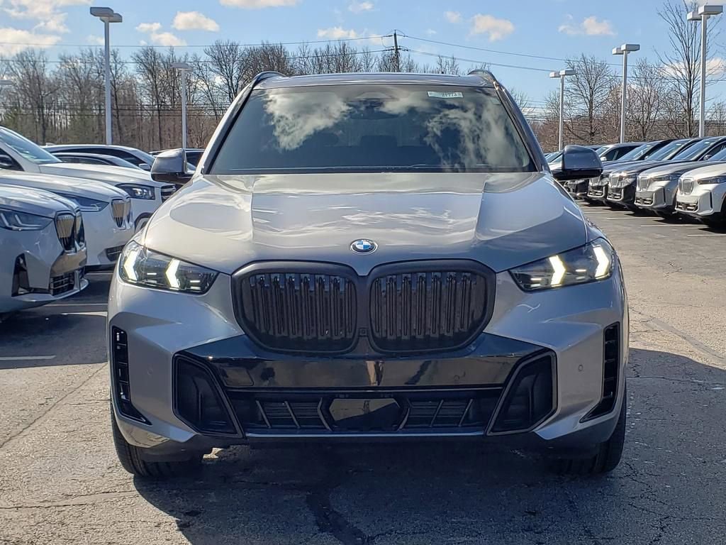 New 2026 BMW X5 xDrive40i w/ M Sport Package image 2