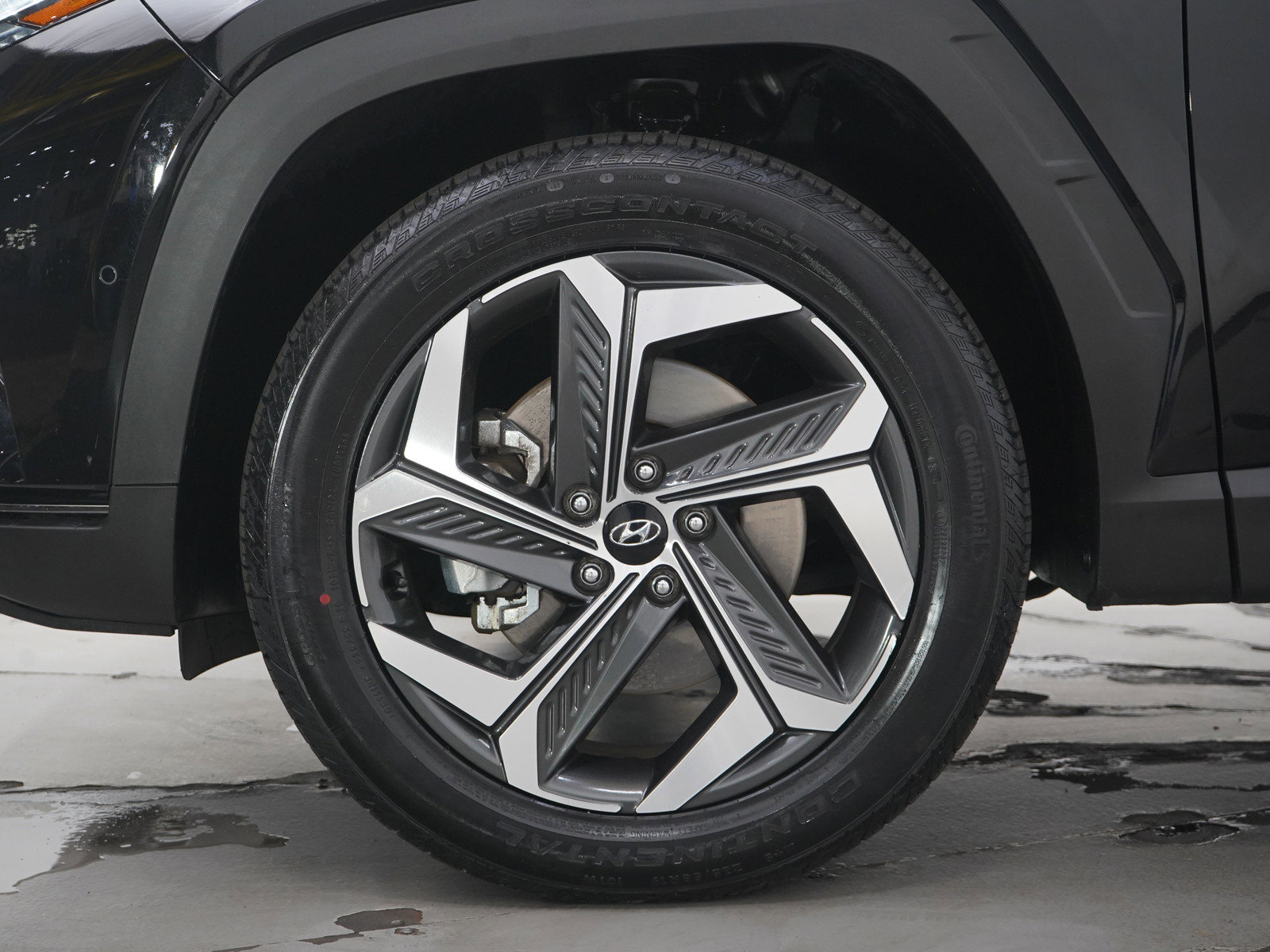 Used 2024 Hyundai Tucson Limited image 29