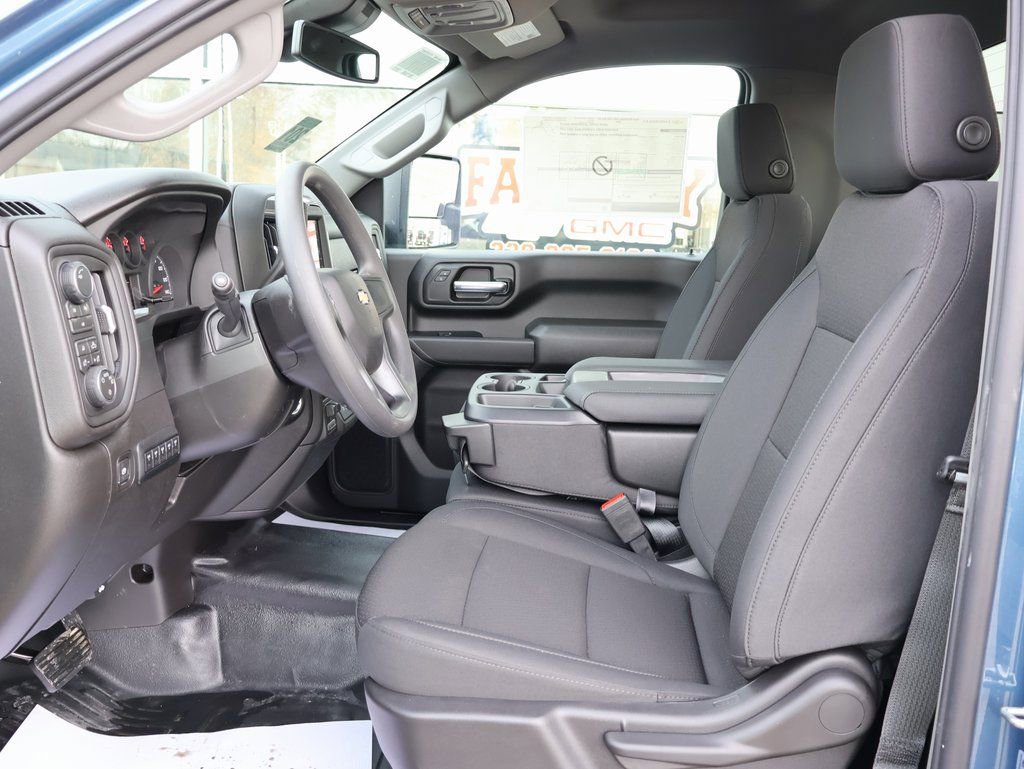 New 2026 Chevrolet Silverado 3500 W/T AWD/4WD image 16