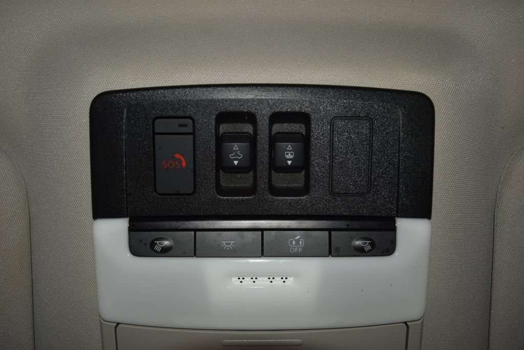 Used 2025 Nissan Pathfinder Platinum w/ Cargo Package AWD/4WD image 48