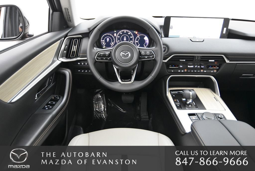 Used 2025 MAZDA CX-70 Plug-In Hybrid w/ Premium Pkg image 27