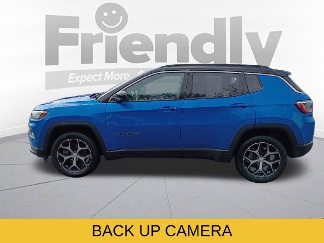 Used 2024 Jeep Compass Limited AWD/4WD image 8
