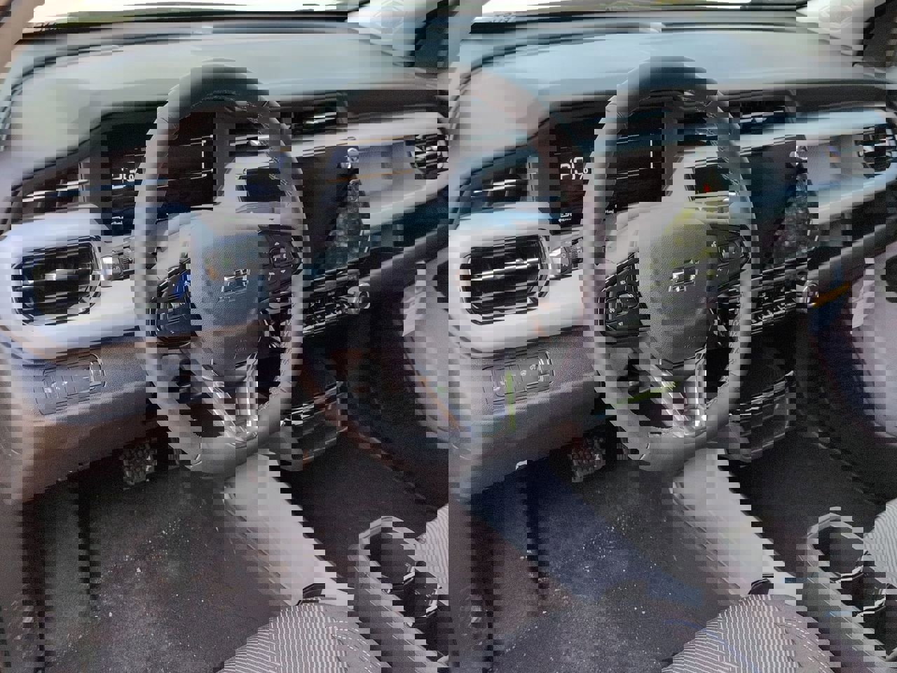 New 2027 Chevrolet Bolt LT w/ Comfort Package image 11