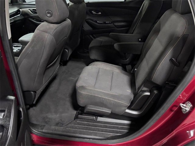 Used 2020 Chevrolet Traverse LT image 23