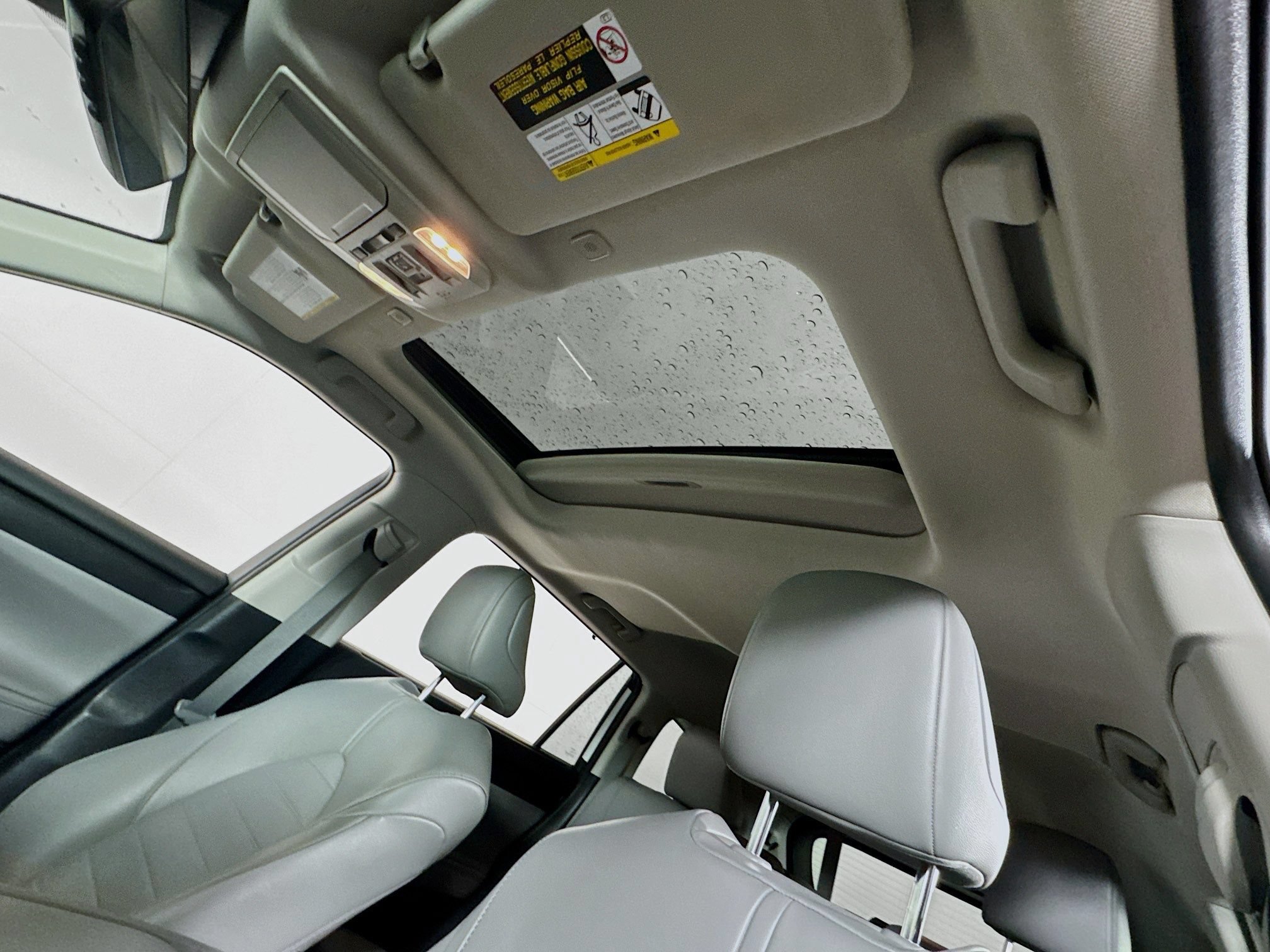 Used 2023 Toyota Highlander XLE AWD/4WD image 15