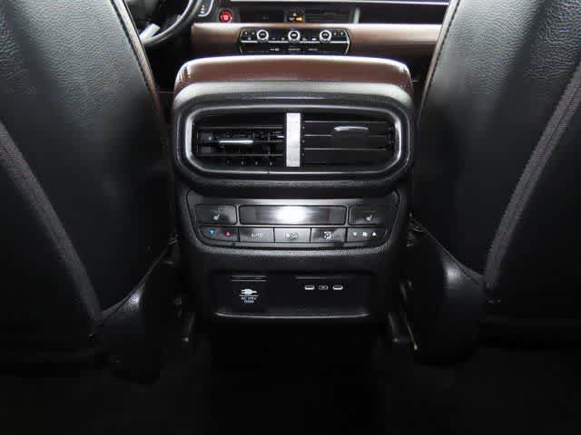 Certified 2025 Honda Pilot Elite image 30