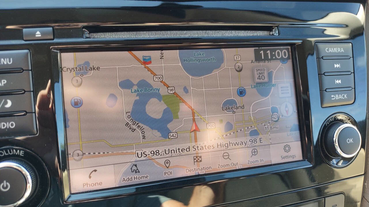 Used 2019 Nissan Rogue SV w/ Premium Package image 26