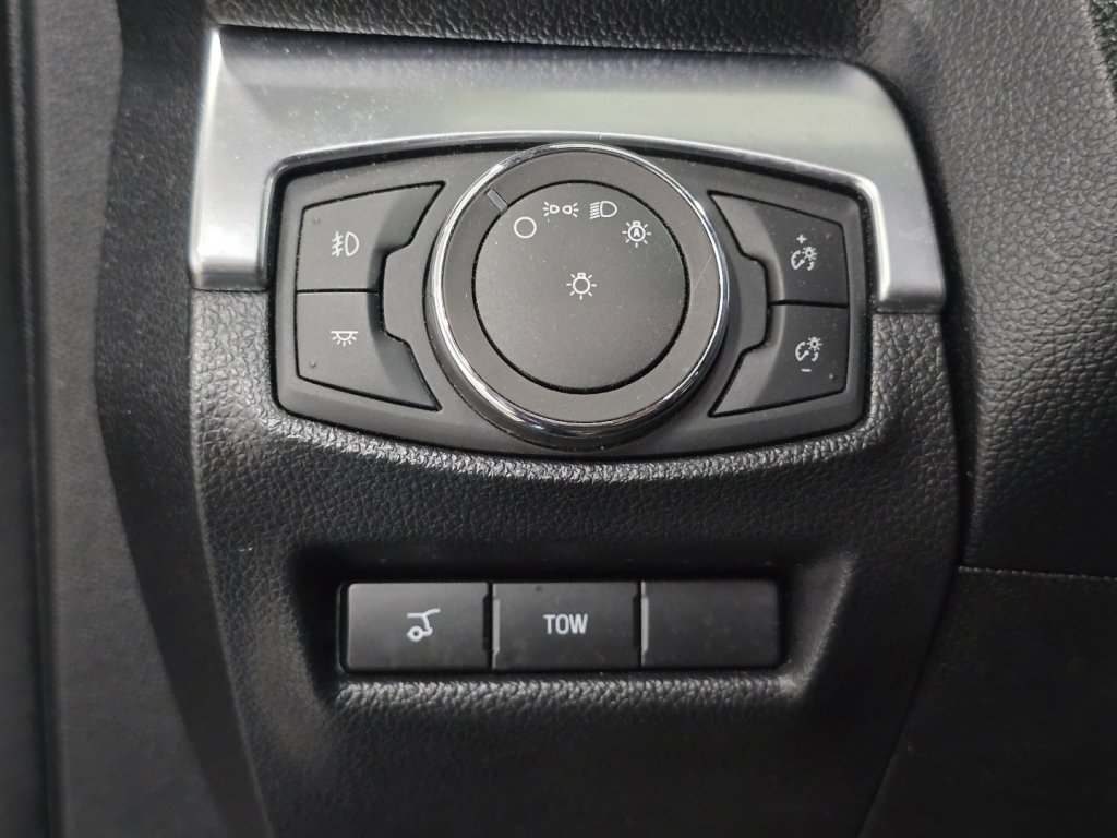 Used 2019 Ford Explorer Sport w/ Equipment Group 401A image 26