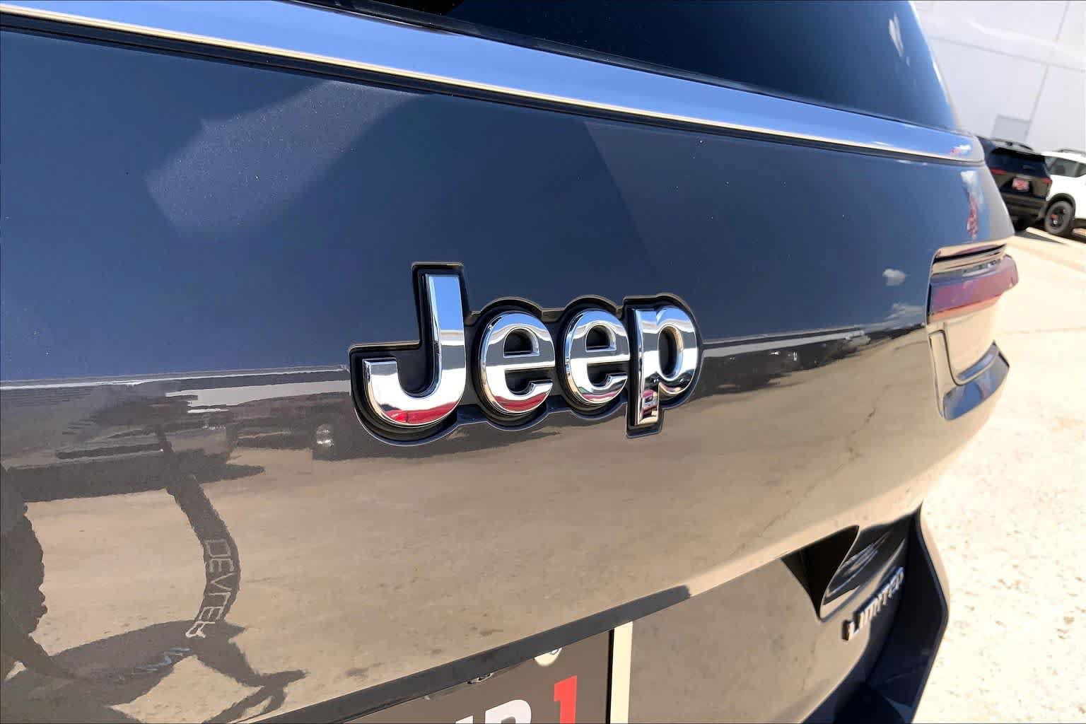 Used 2021 Jeep Grand Cherokee L Limited RWD image 31