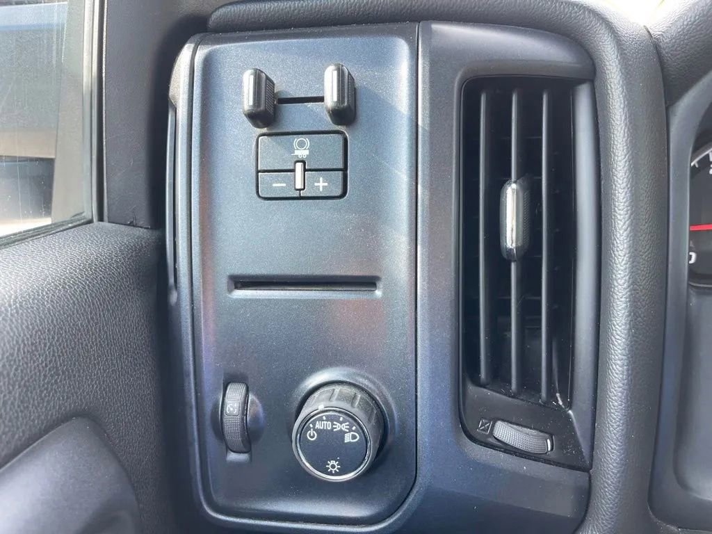 Used 2018 Chevrolet Silverado 3500 W/T w/ WT Fleet Convenience Package AWD/4WD image 30