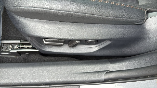Used 2026 Toyota Camry XLE FWD image 19