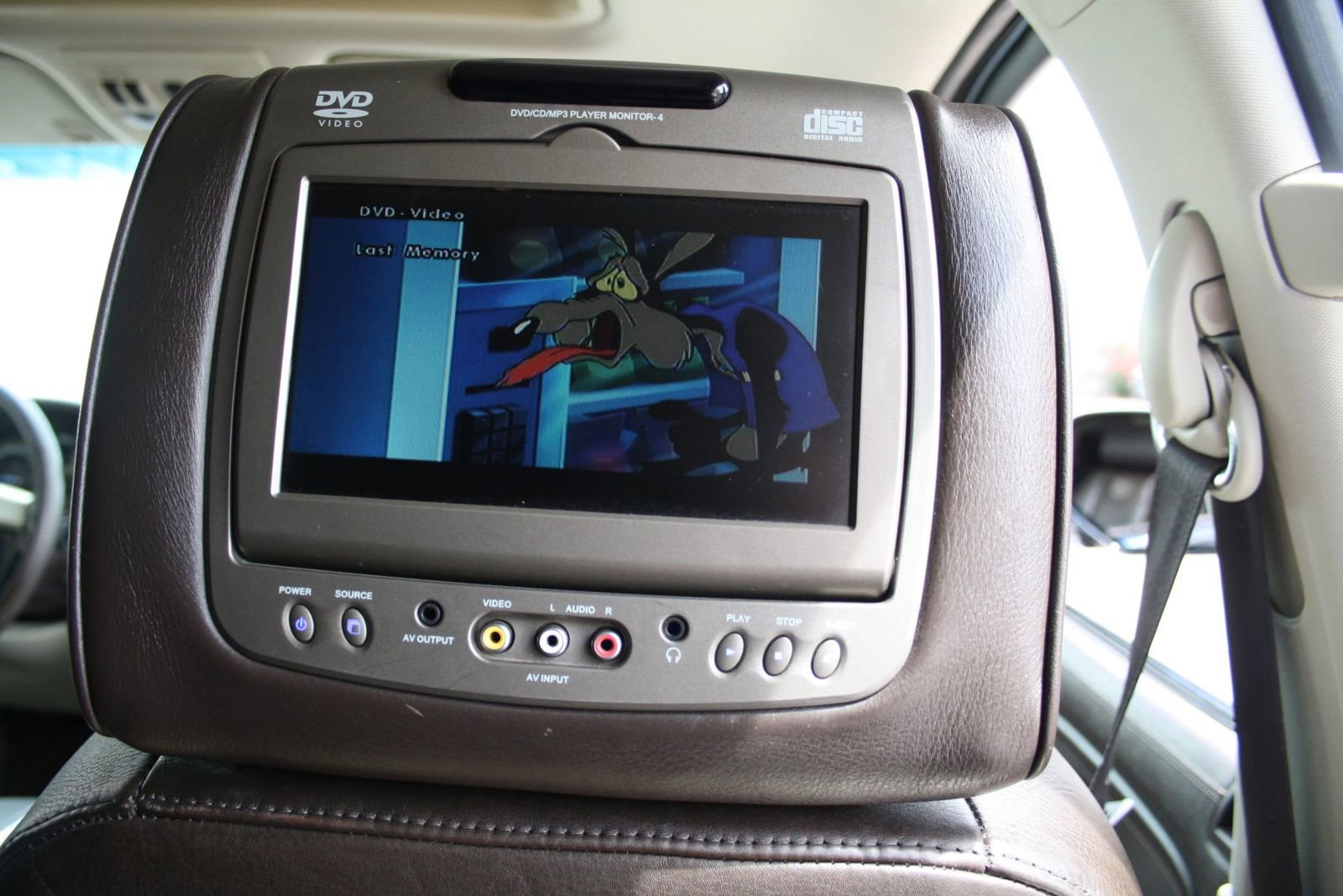 Used 2010 Cadillac Escalade ESV Platinum image 13