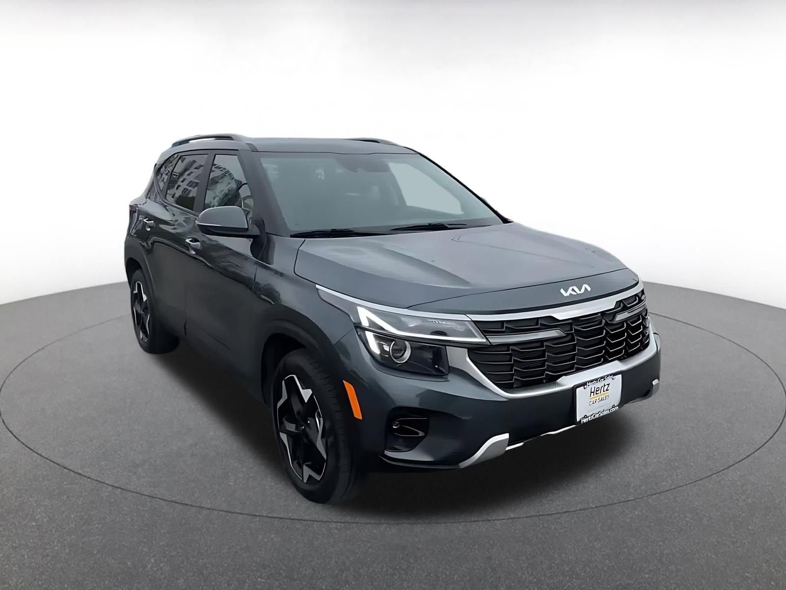 Used 2025 Kia Seltos S image 3