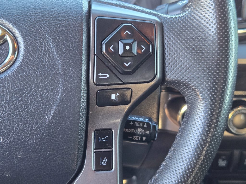 Used 2020 Toyota Tacoma TRD Off-Road w/ TRD Premium Off Road Package AWD/4WD image 20