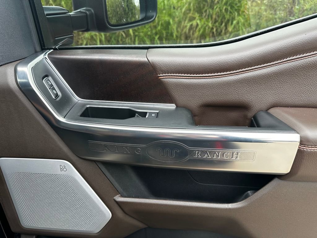 New 2025 Ford F250 King Ranch w/ Chrome Package image 47
