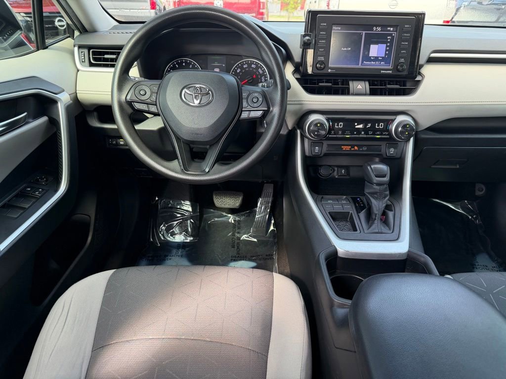 Used 2021 Toyota RAV4 XLE FWD image 12