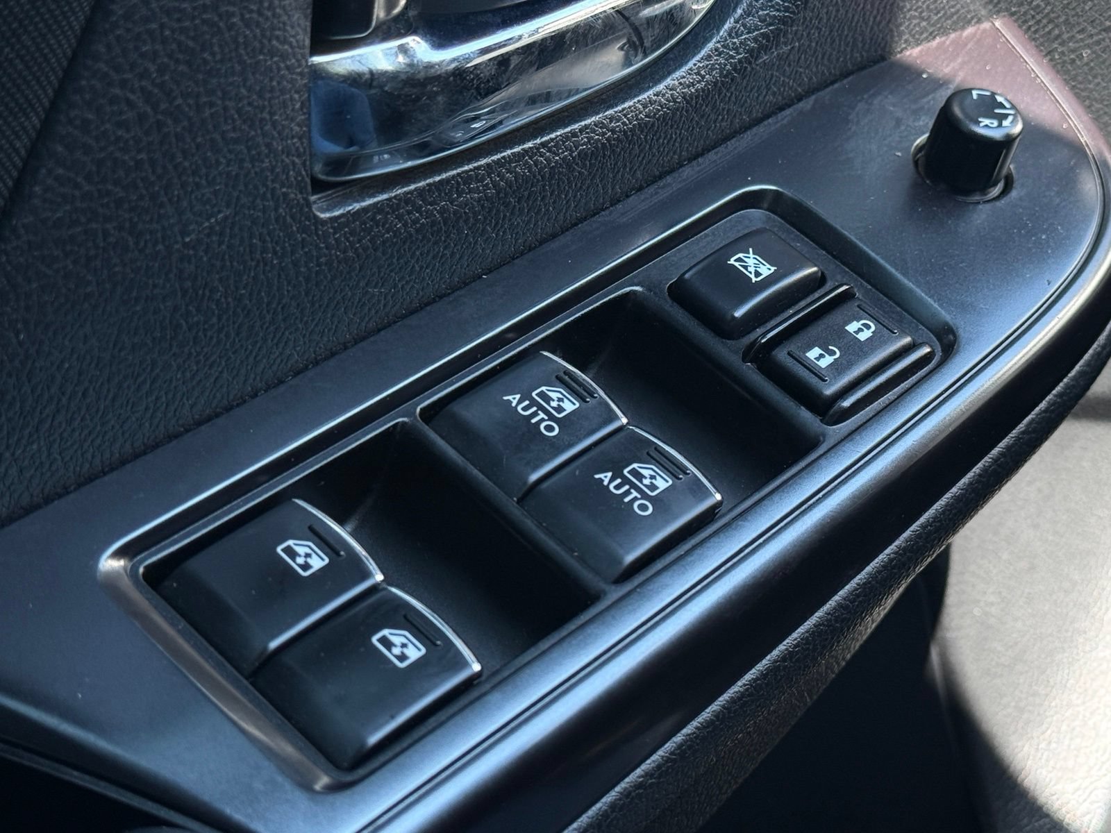 Used 2019 Subaru WRX Premium w/ Popular Package #1 AWD/4WD image 30