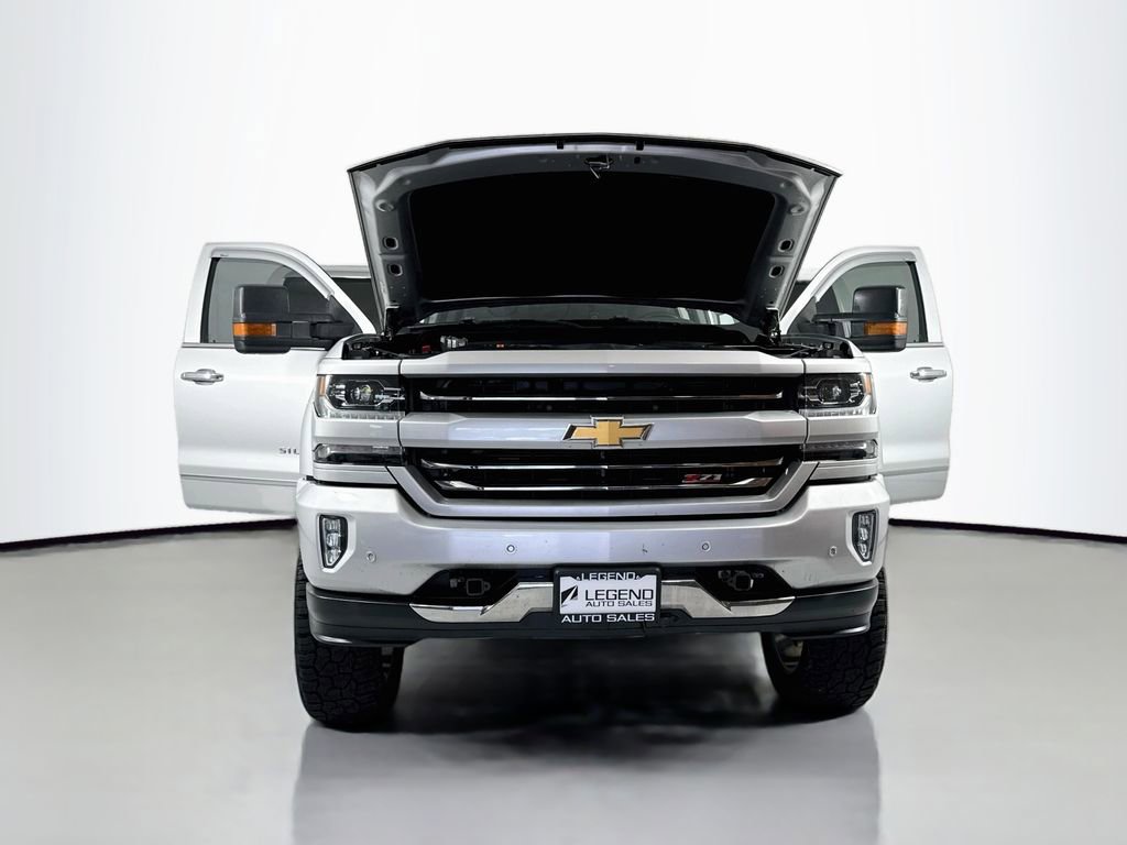 Used 2017 Chevrolet Silverado 1500 LTZ Z71 w/ LTZ Plus Package AWD/4WD image 18