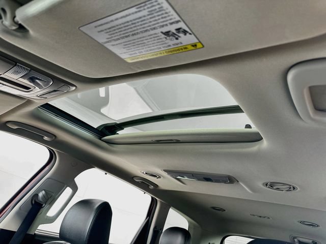 Used 2022 Kia Telluride EX w/ EX Premium Package FWD image 4