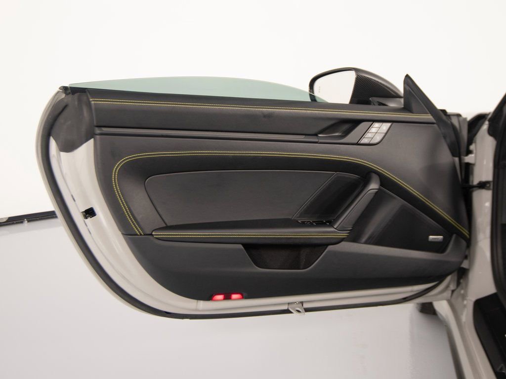 Certified 2022 Porsche 911 Targa 4 GTS AWD/4WD image 20