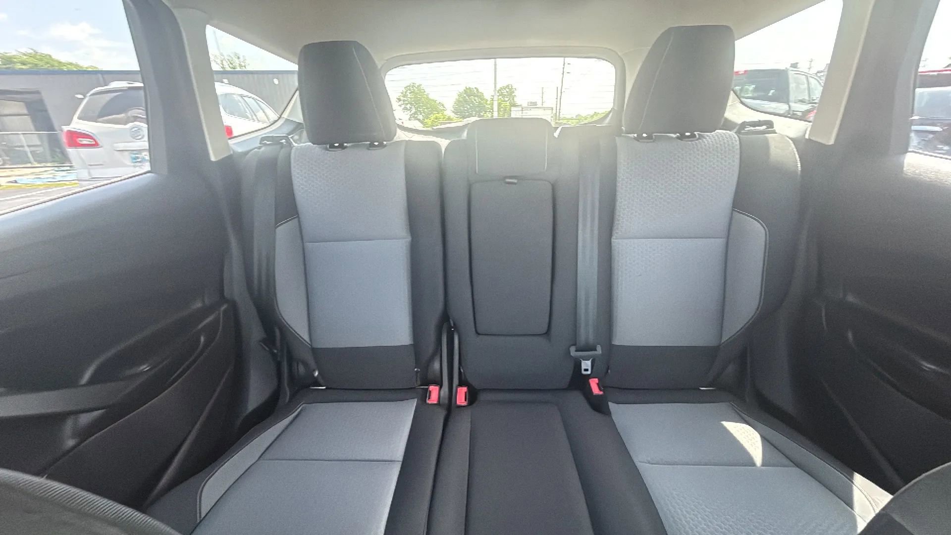 Used 2017 Ford Escape SE w/ Equipment Group 201A AWD/4WD image 26