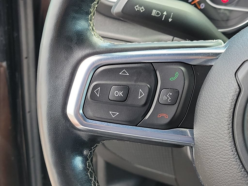 Used 2020 Jeep Gladiator Overland AWD/4WD image 29