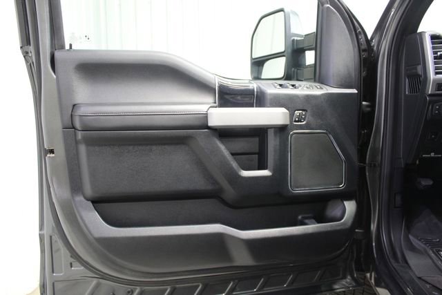Used 2020 Ford F250 Platinum w/ FX4 Off-Road Package AWD/4WD image 9