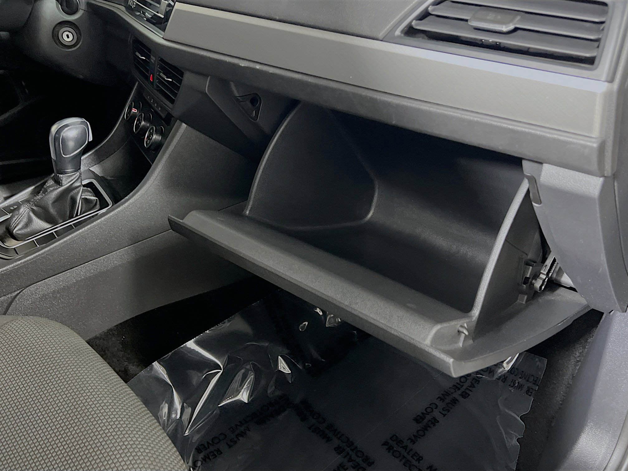 Used 2021 Volkswagen Jetta S image 35