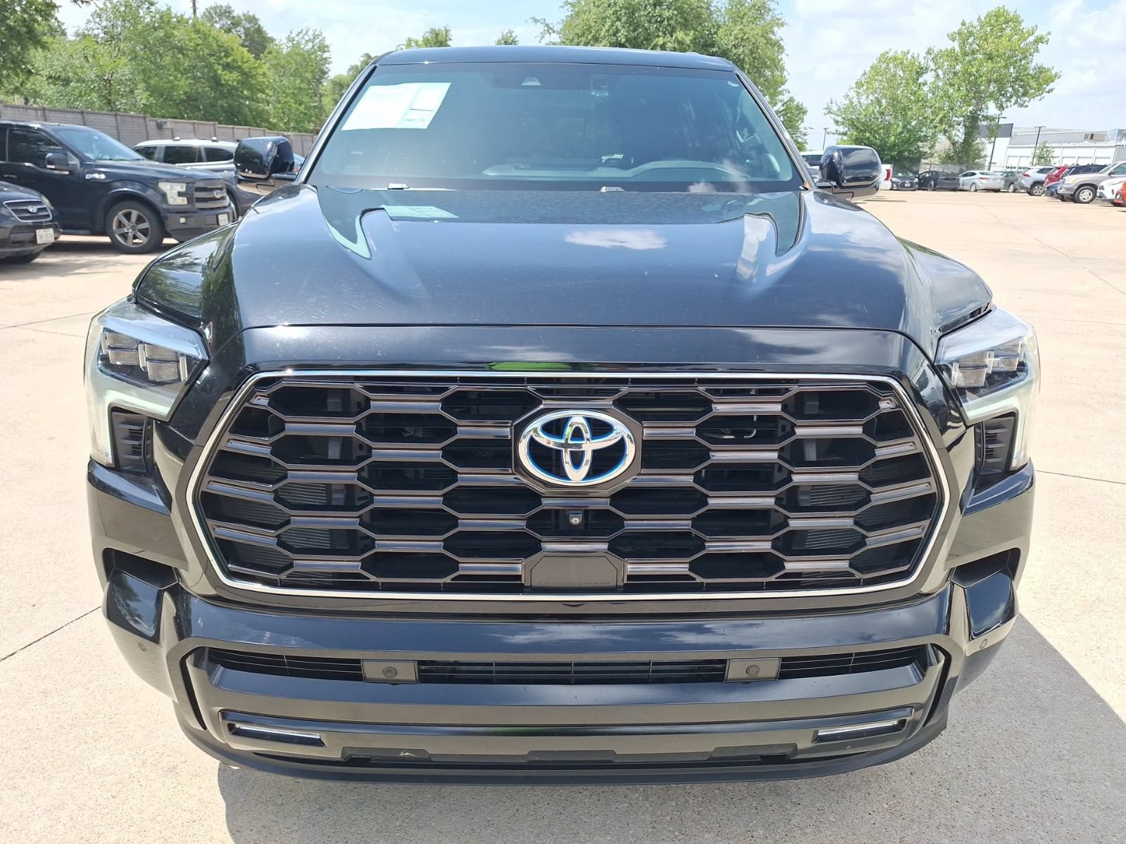 Used 2023 Toyota Sequoia Platinum RWD image 9