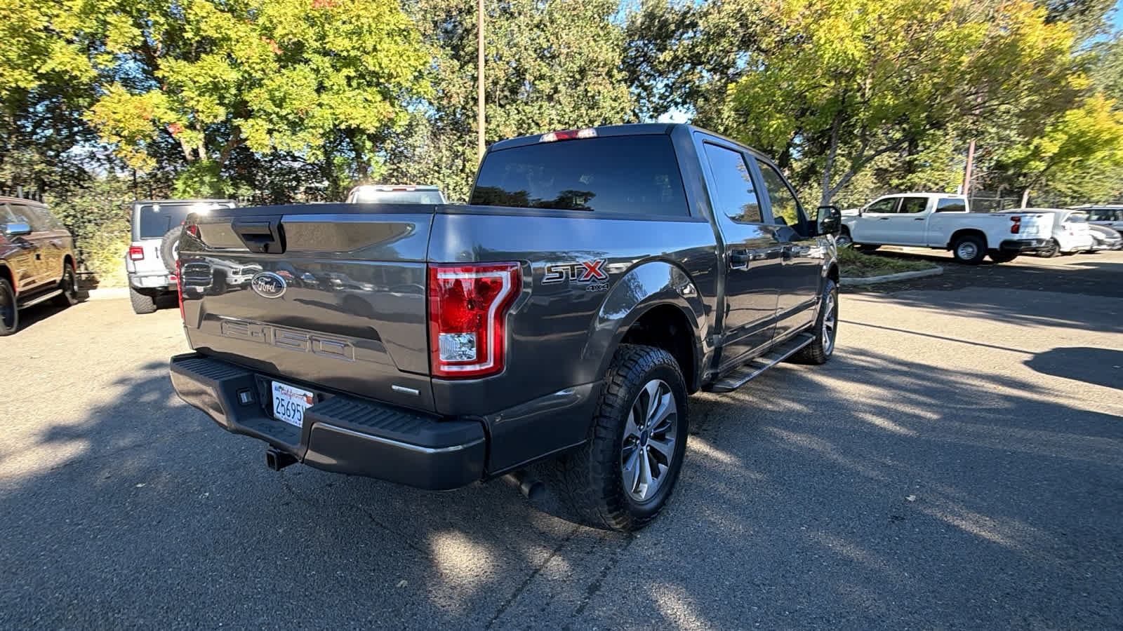 Used 2019 Ford F150 XL w/ Equipment Group 101A Mid AWD/4WD image 5