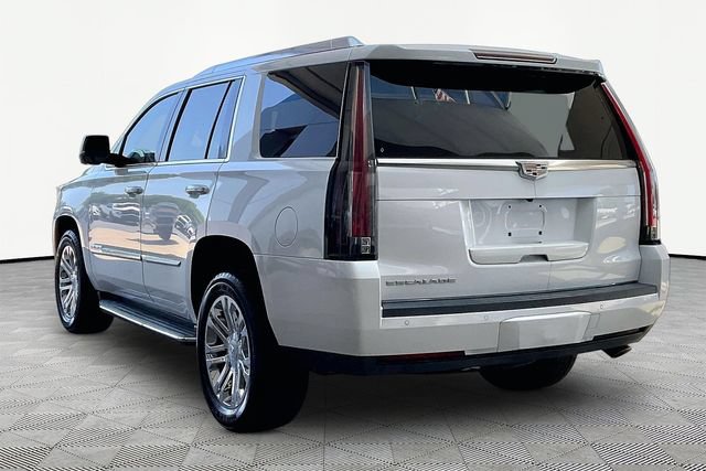 Used 2016 Cadillac Escalade 2WD image 4