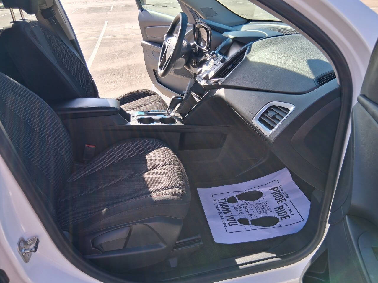 Used 2017 GMC Terrain SLE image 11