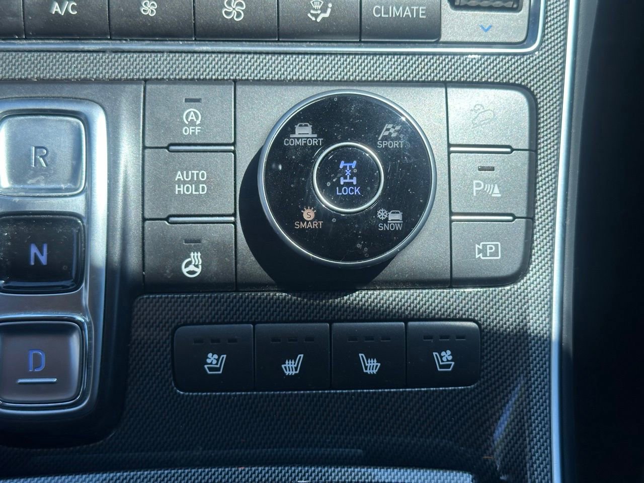 Used 2022 Hyundai Santa Fe Limited AWD/4WD image 35