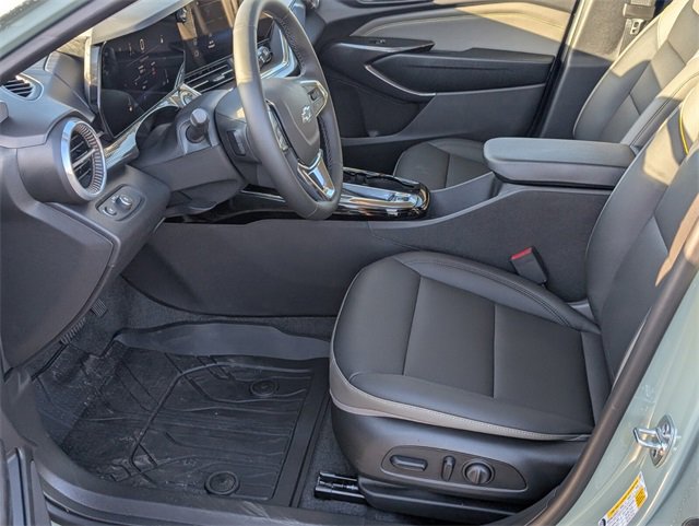 New 2025 Chevrolet Trax ACTIV w/ Driver Confidence Package image 5