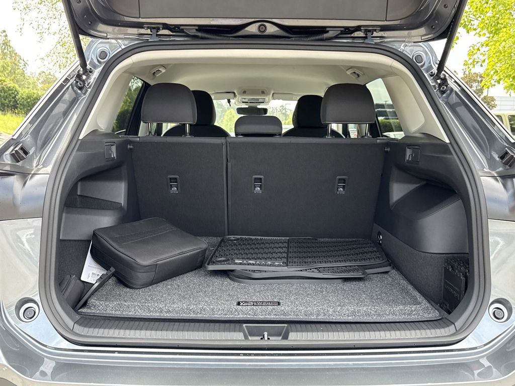 New 2025 Volkswagen Tiguan S image 16